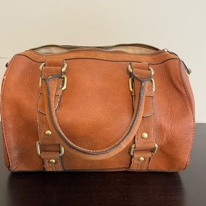 Camel purse